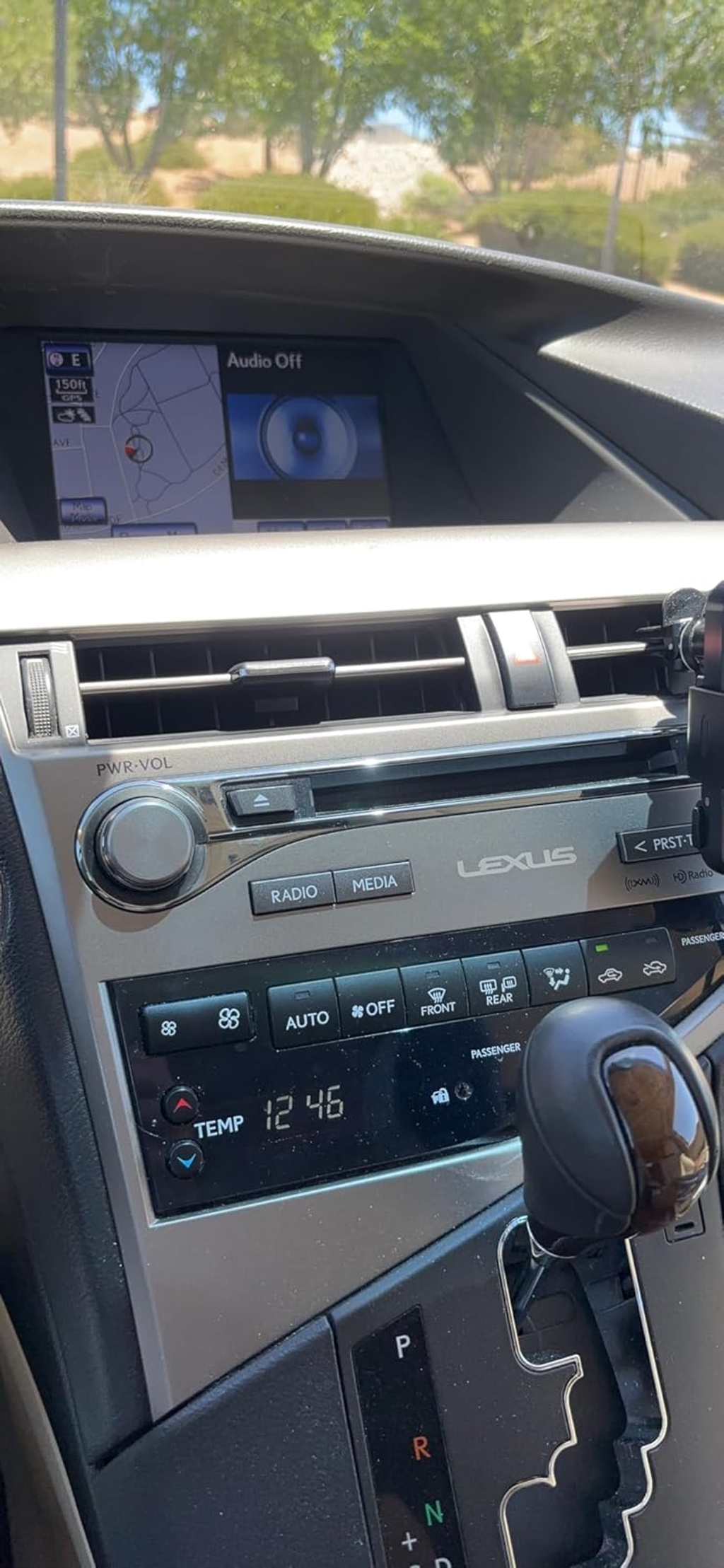 🔥Last Day 50% OFF🔥 Universal 360° Dashboard Phone Holder For You